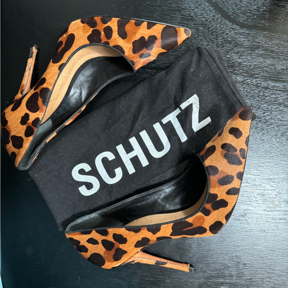 Schutz Calf Hair Leopard Pumps